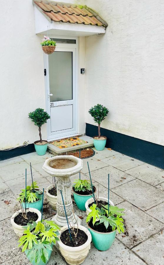 Dapps Hill Haven - Between Bristol And Bath, Both 9 Mins By Train! Keynsham Eksteriør bilde
