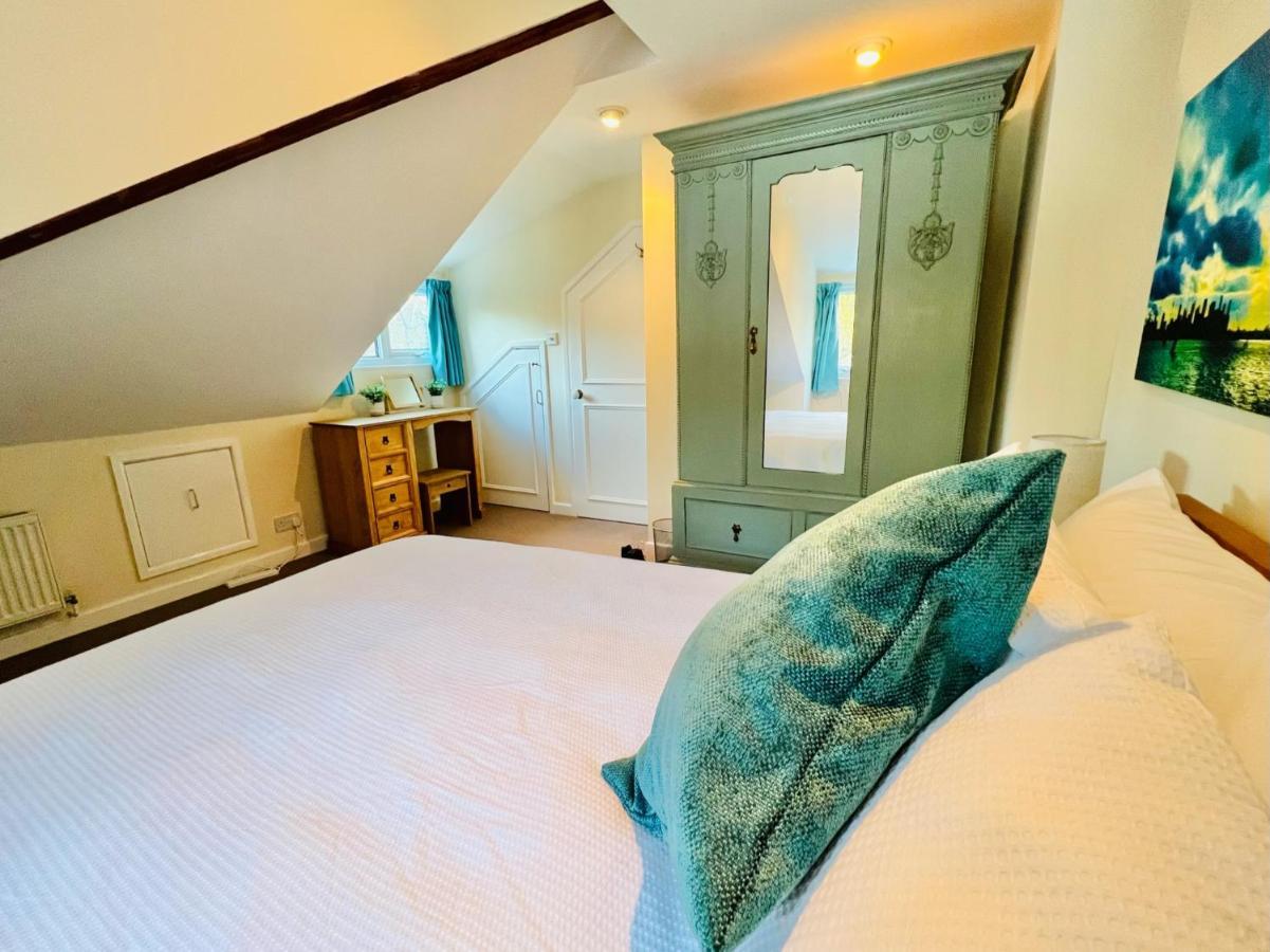 Dapps Hill Haven - Between Bristol And Bath, Both 9 Mins By Train! Keynsham Eksteriør bilde